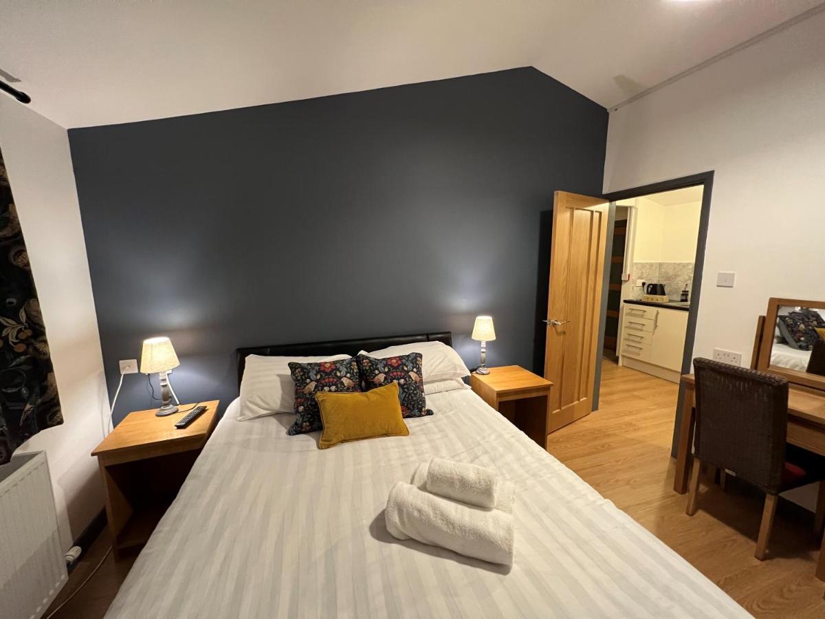 The Godwins Otel Lugwardine Dış mekan fotoğraf